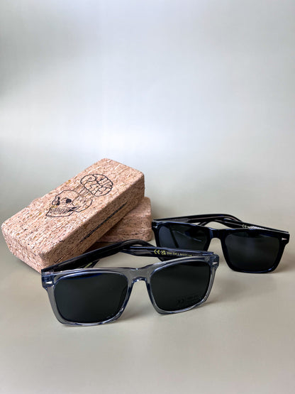 The Play™ Classic Shades – Limited Edition with Skull Cork Case