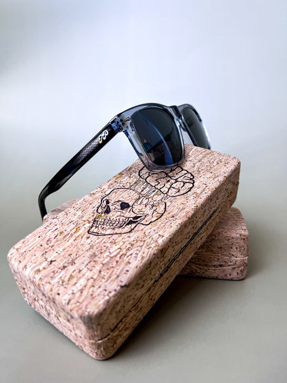 The Play™ Classic Shades – Limited Edition with Skull Cork Case